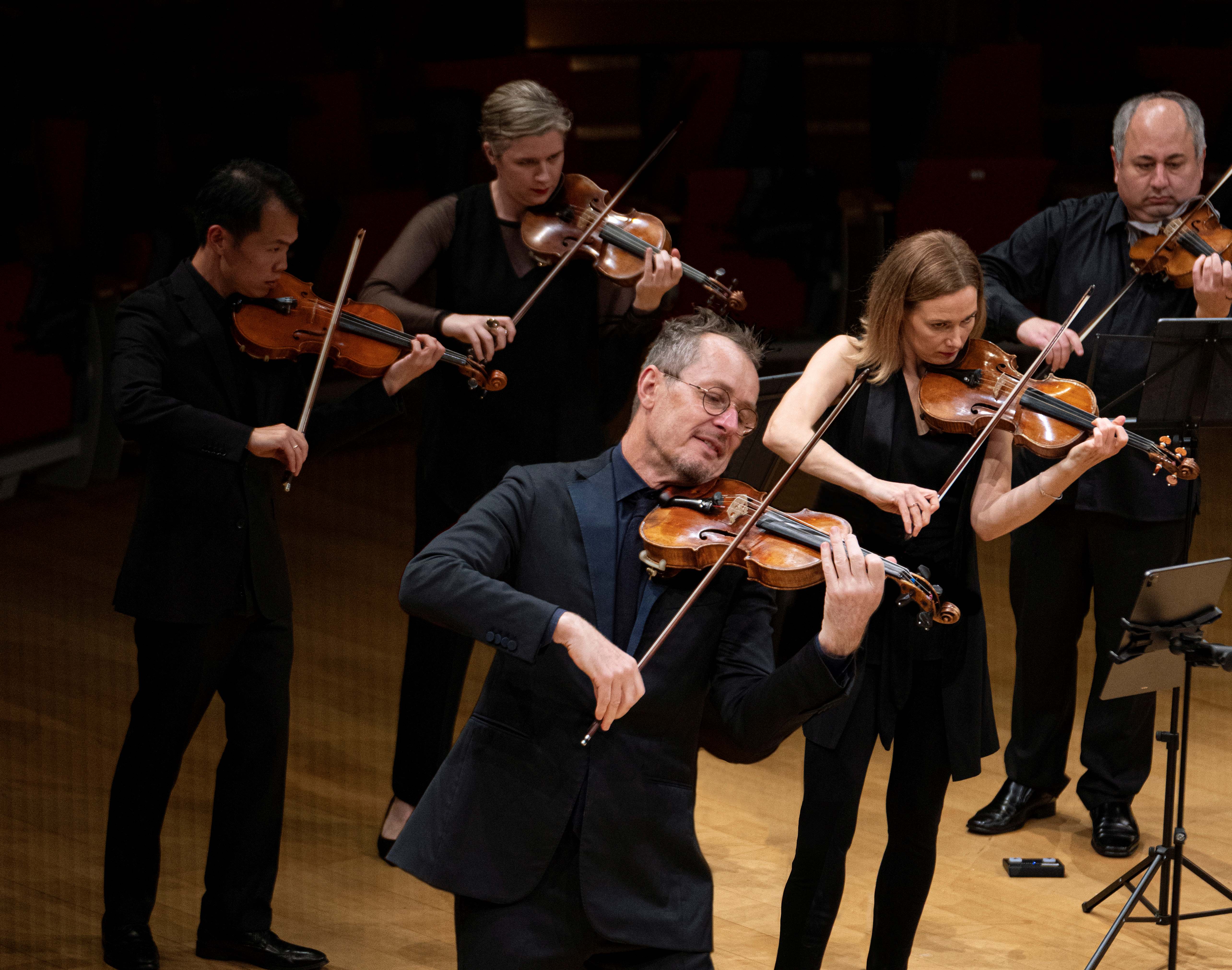 Richard Tognetti and ACO perform at Pierre Boulez Saal in Berlin