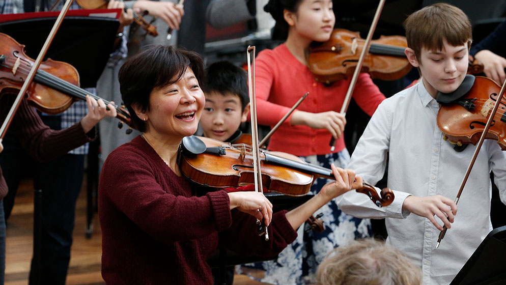 ACO Violinist AIko Goto leading our annual ACO Academy program