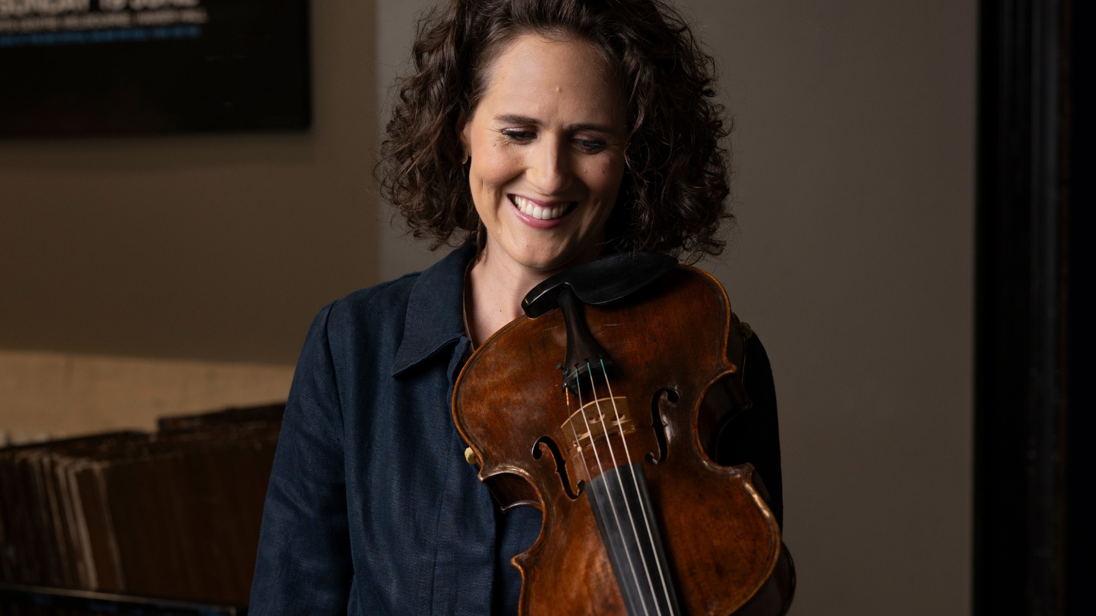 Stefanie Farrands Maggini Viola_1600x900