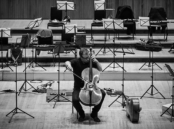 Photo of Principal Cello Timo-Veikko 'Tipi' Valve on stage