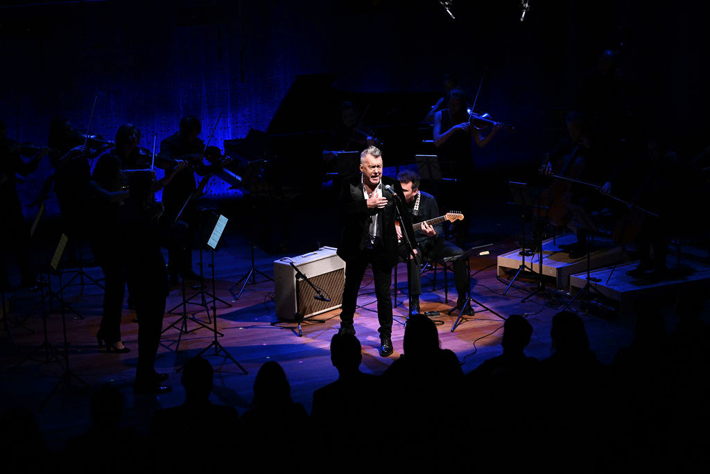 Jimmy Barnes performs with the ACO
