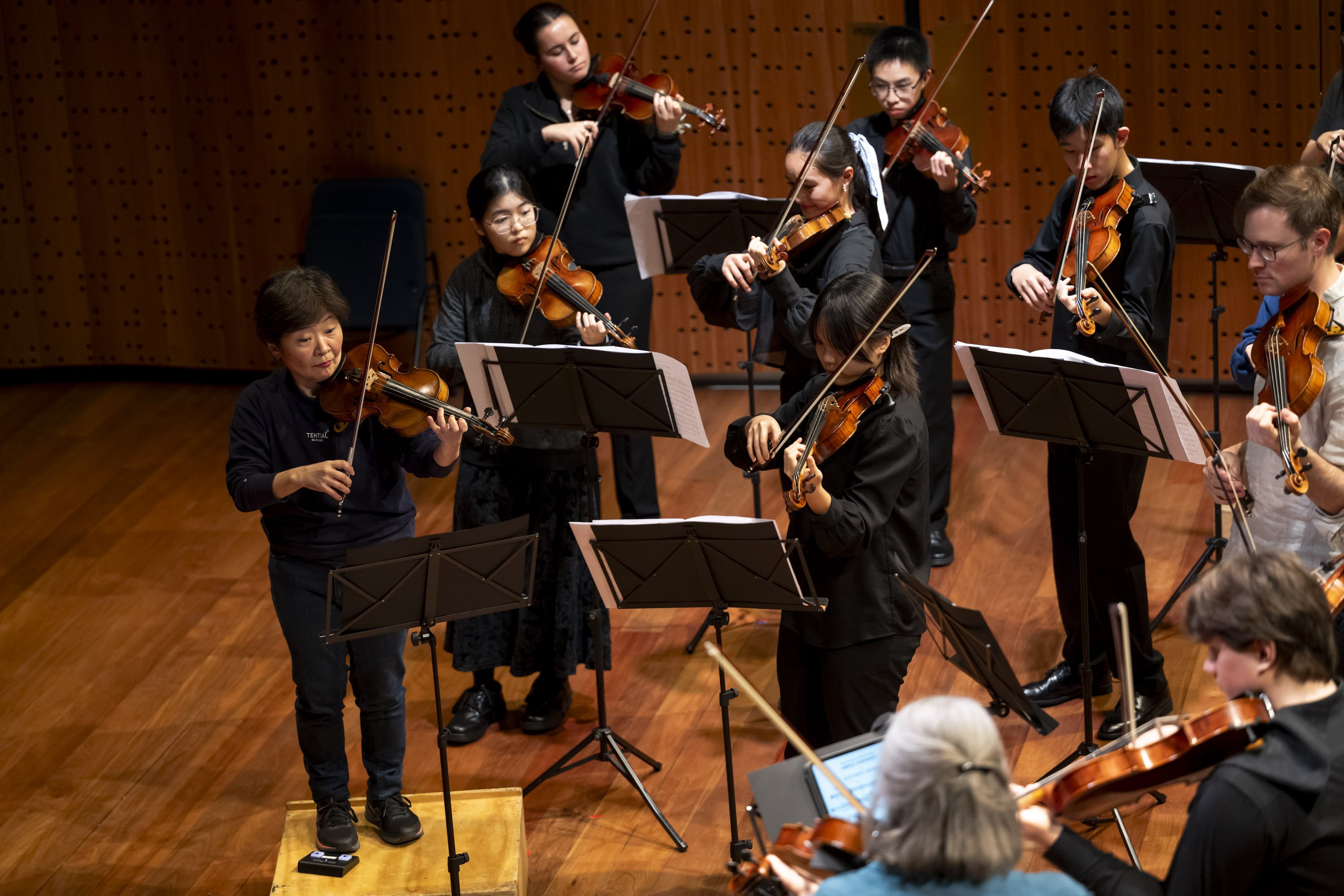 Rehearsal_AcademyShowcase_ACO_Credit_CassandraHannagan-19