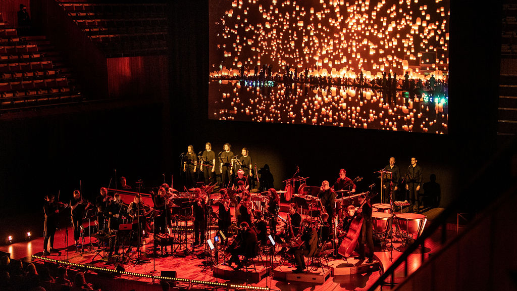 Sydney Opera House_Crowd