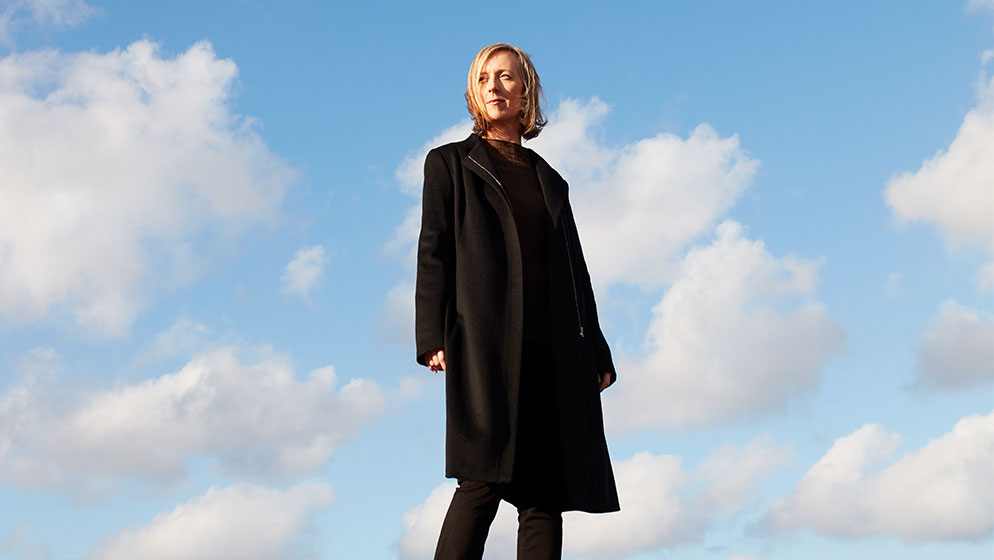 Photo of ACO Cellist Melissa Barnard